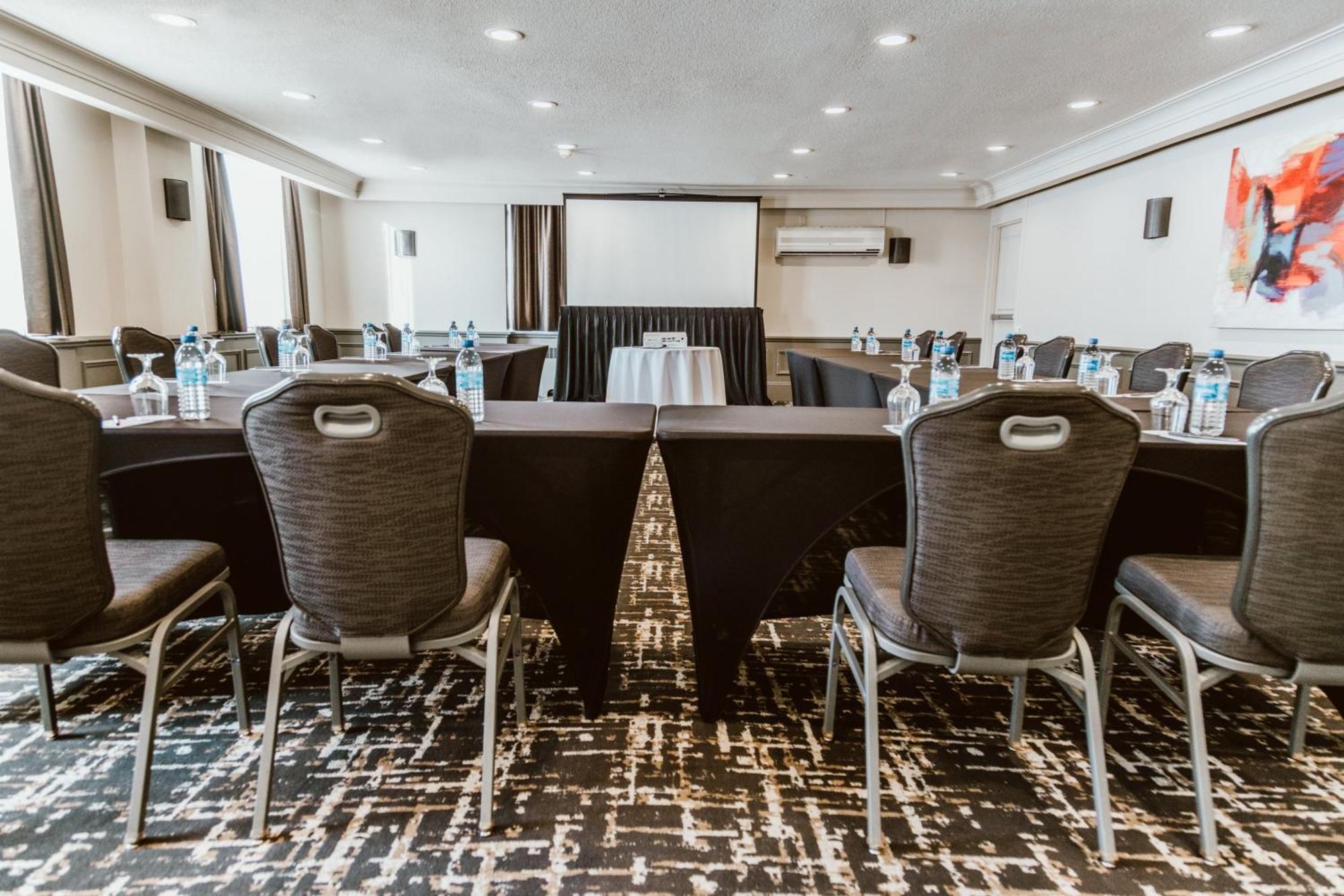 Crowne Plaza Fredericton Lord Beaverbrook By Ihg Extérieur photo